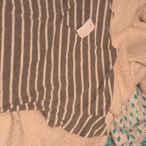 J Crew ruffle/flare sleeve v neck striped shirt - Picture 3 of 3